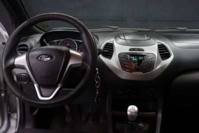 FORD Ka SE 1.0 12v 2015 - miniatura 9