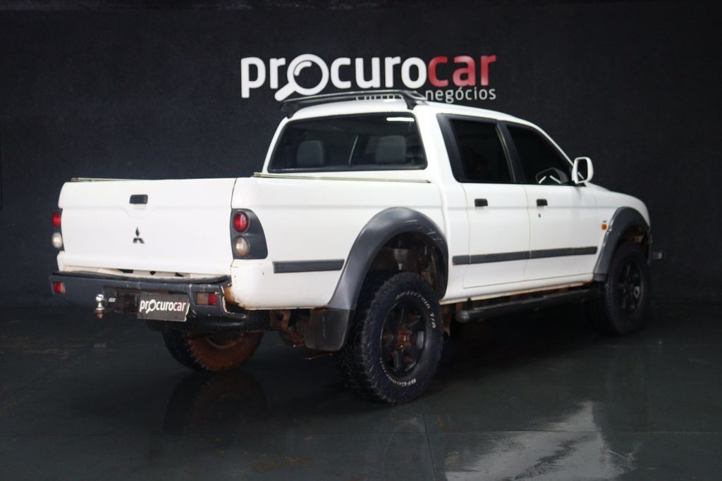 MITSUBISHI L200 Outdoor HPE 2.5TD 4X4 C.D. 2012 - miniatura 2