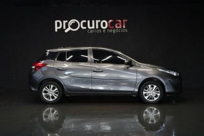 TOYOTA Yaris Hatch XL Plus Connect 1.5 16v 2022 - miniatura 3