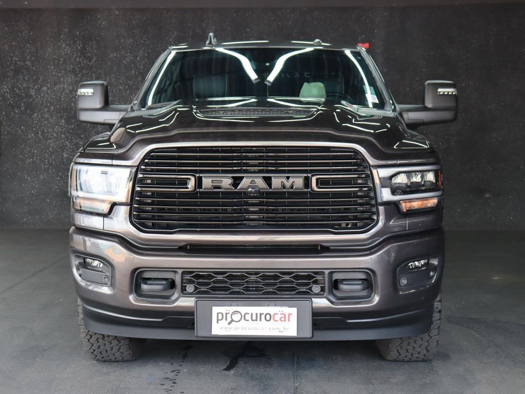 RAM 2500 Laramie Night Edition 6.7TDi 24v 4X4 C.D. 2024 - miniatura 4