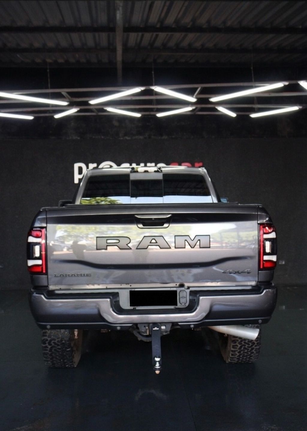 RAM 2500 Laramie Night Edition 6.7TDi 24v 4X4 C.D. 2024 - miniatura 7