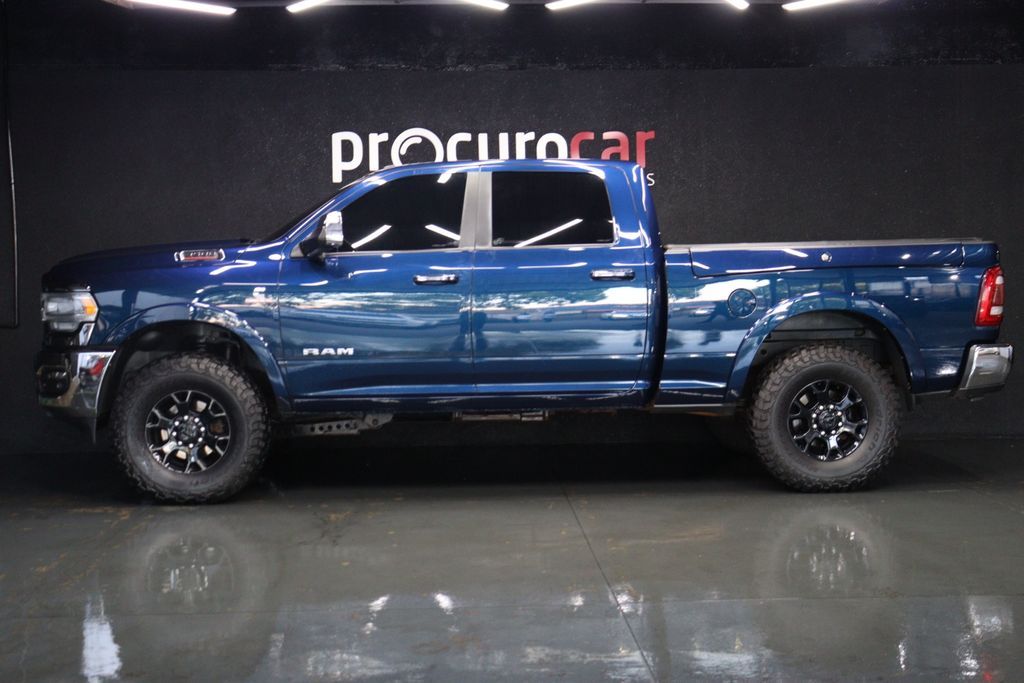 RAM 3500 Laramie 6.7TDi 24v 4X4 C.D. 2022 - miniatura 7