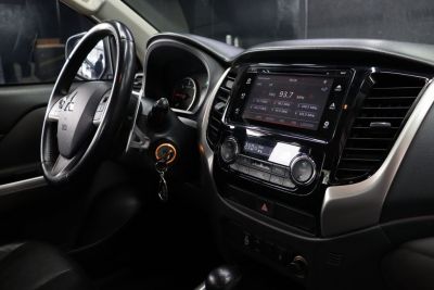 MITSUBISHI L200 Triton Sport HPE 2.4TDi 16v 4X4 C.D. 2018 - miniatura 9
