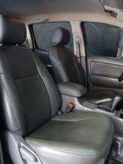 TOYOTA Hilux SR D4-D 3.0TDi 16v C.D. 2015 - miniatura 11