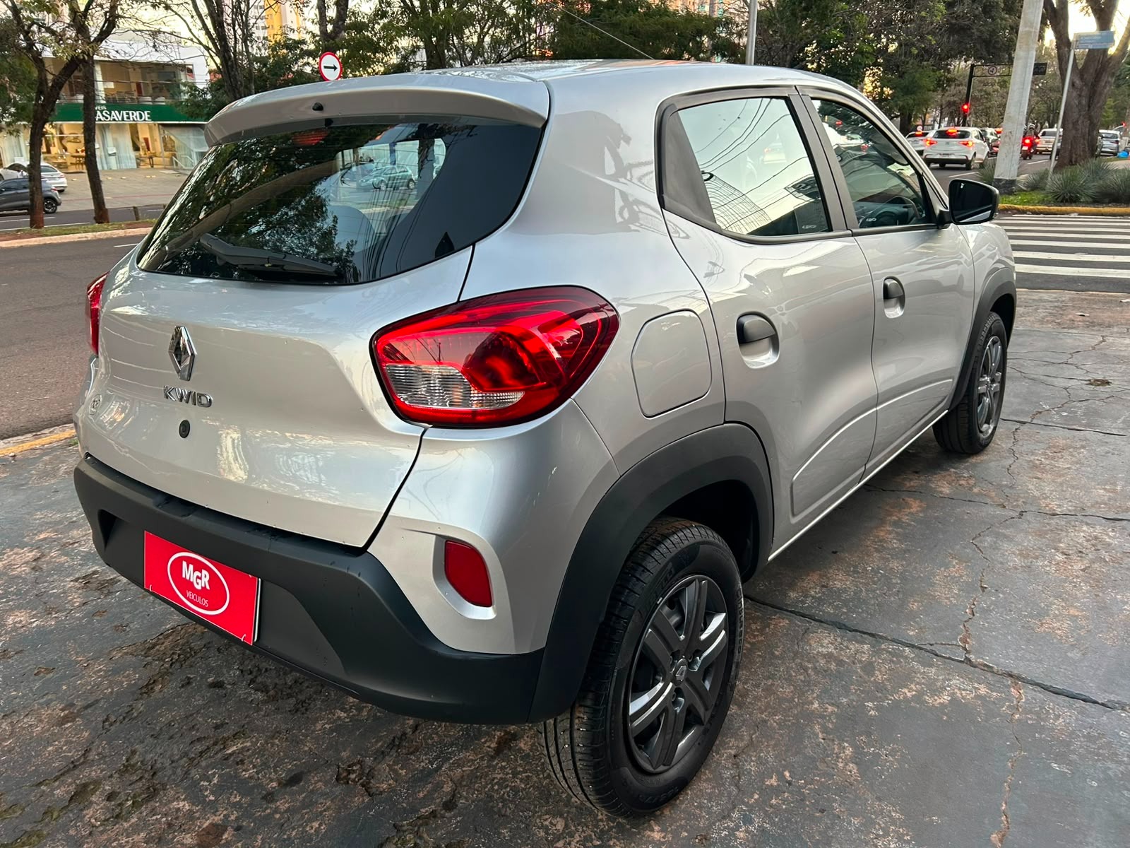 RENAULT Kwid Zen 1.0 12v 2026 - miniatura 5