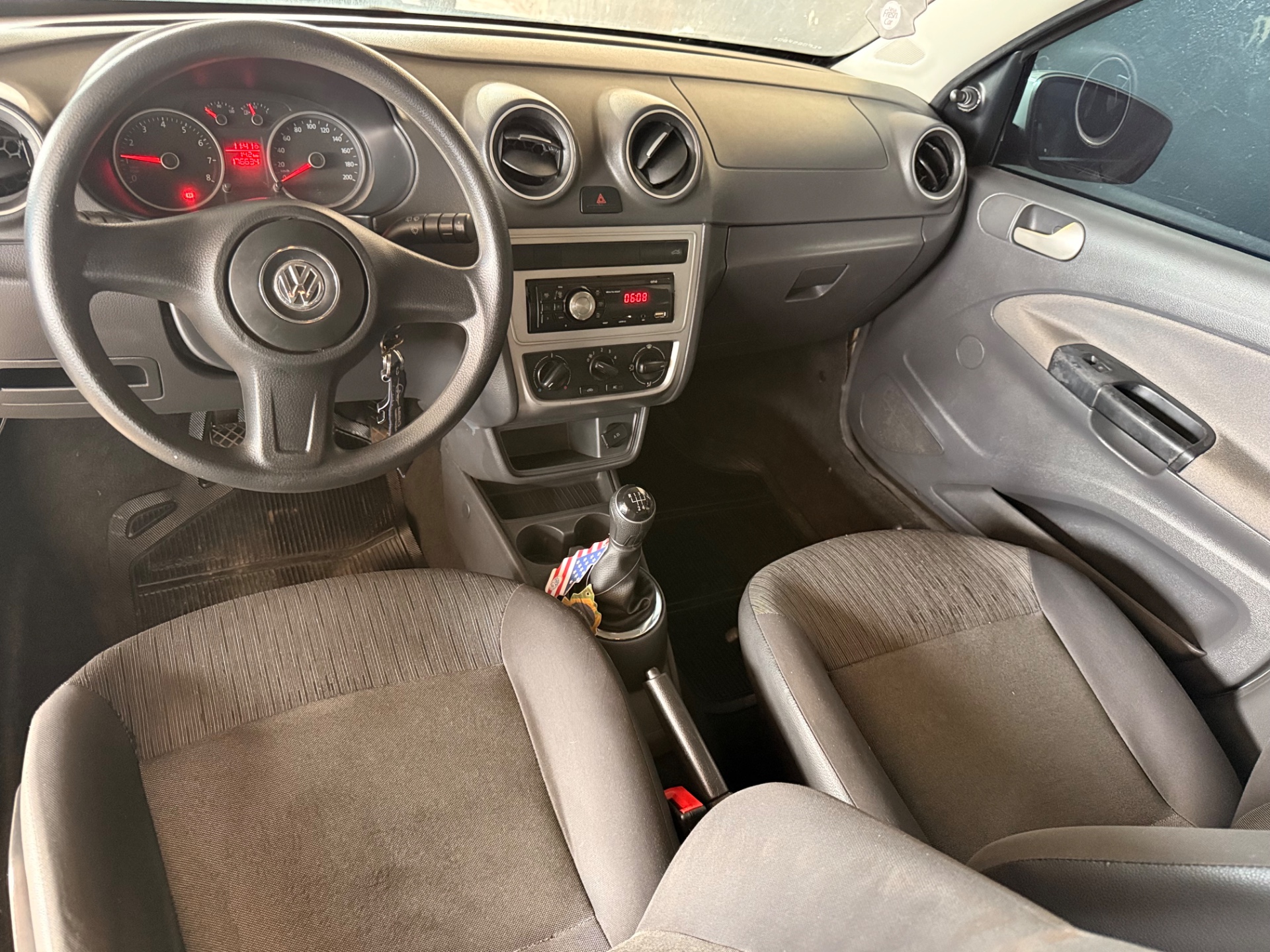 VOLKSWAGEN Gol 1.0 4p. 2013 - miniatura 7