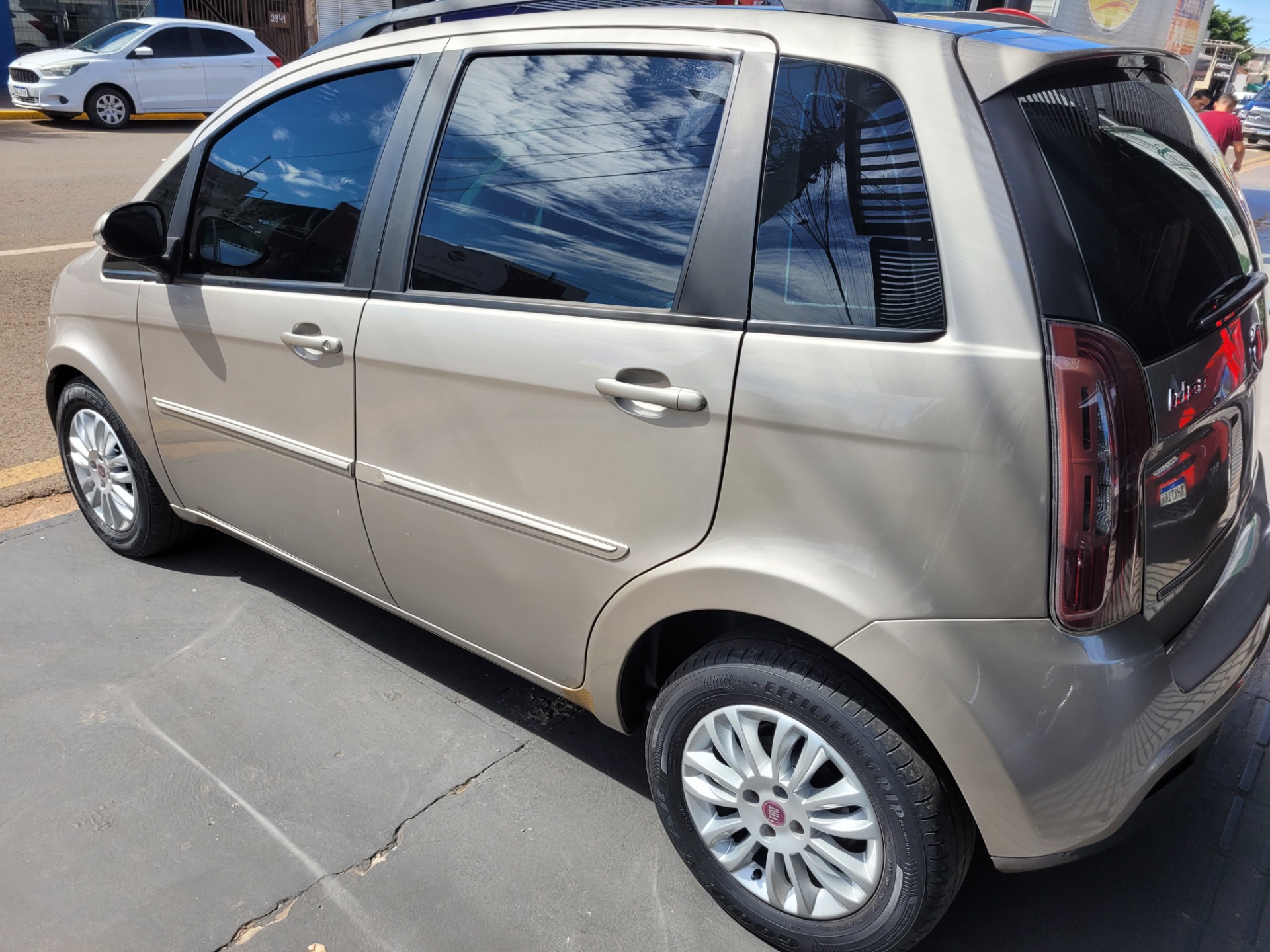 FIAT Idea Attractive 1.4 2013 - miniatura 3