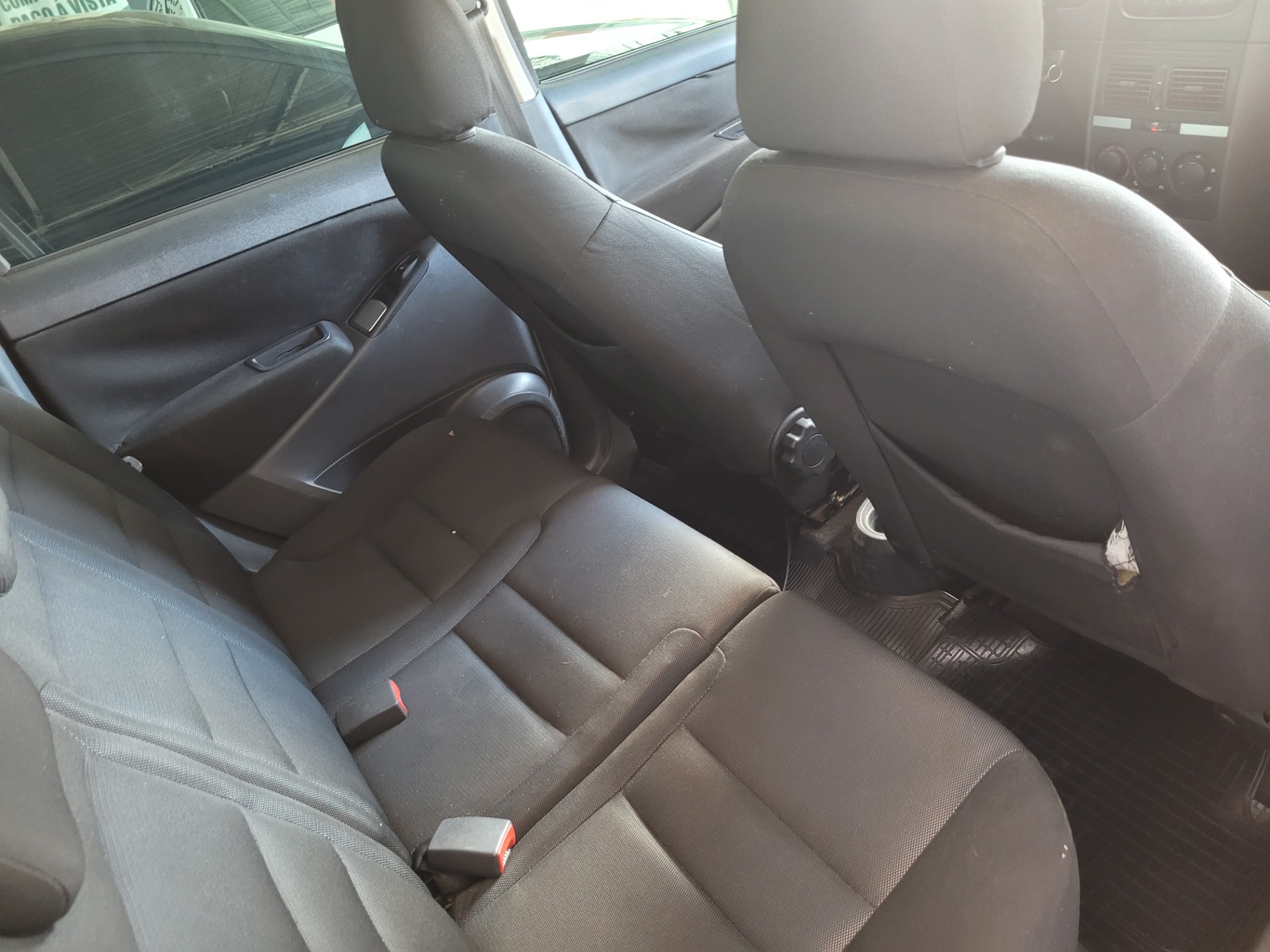 FIAT Idea Attractive 1.4 2013 - miniatura 11