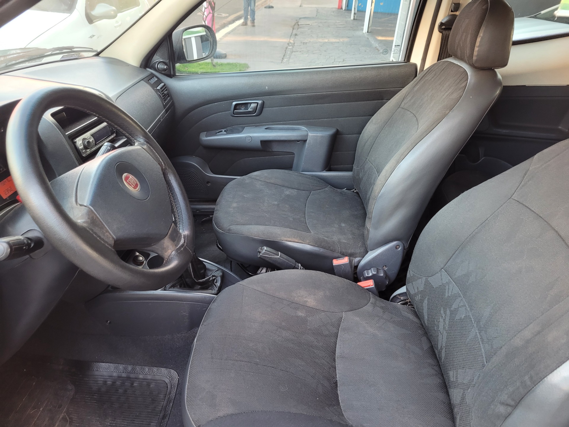 FIAT Strada Working 1.4 C.D. 2012 - miniatura 3