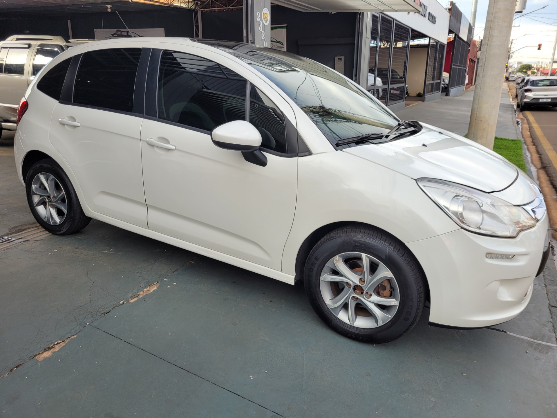 CITROEN C3 Hatch Origine 1.5 2014 - miniatura 4