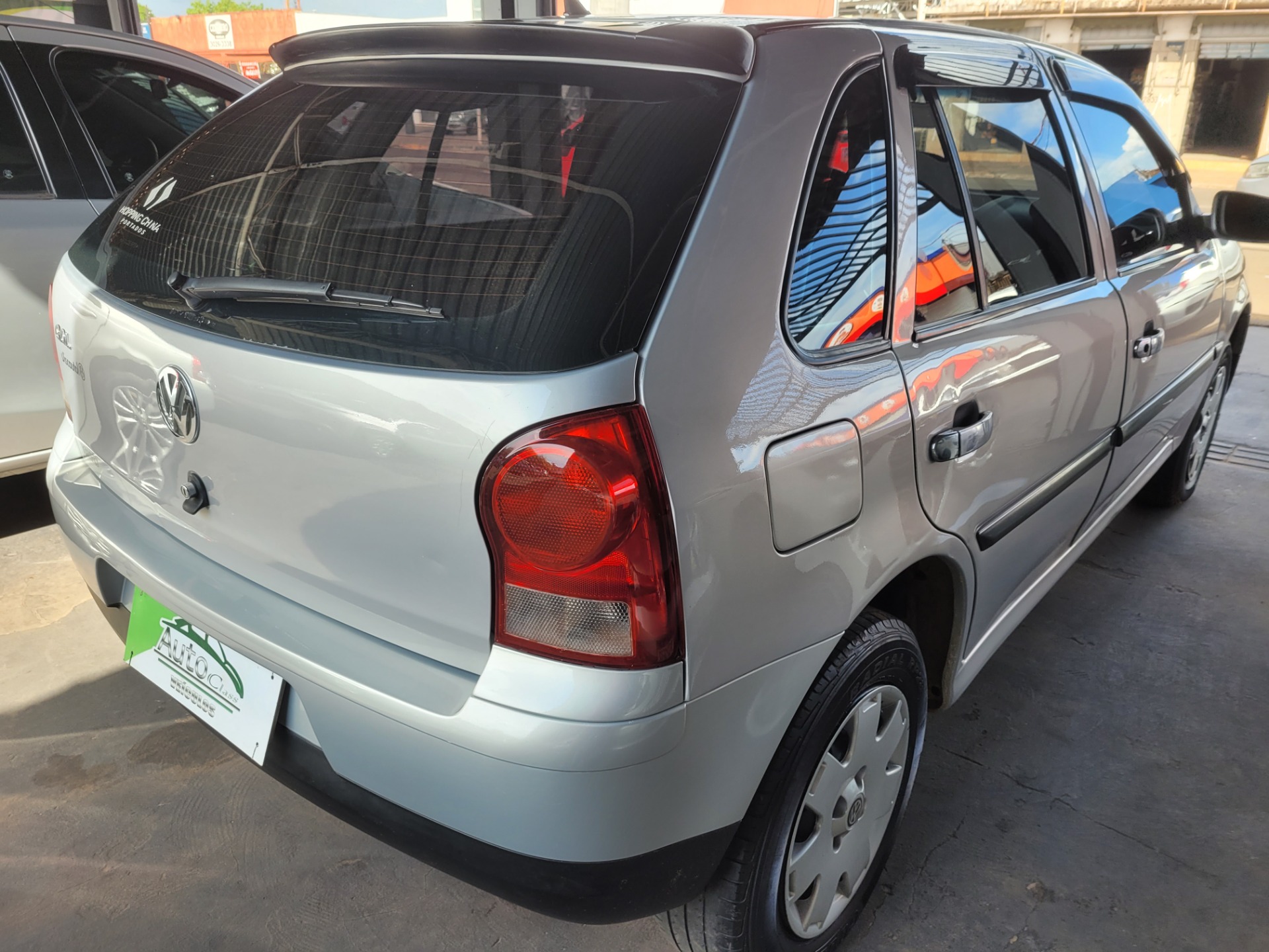 VOLKSWAGEN Gol 1.0 4p. 2009 - miniatura 5
