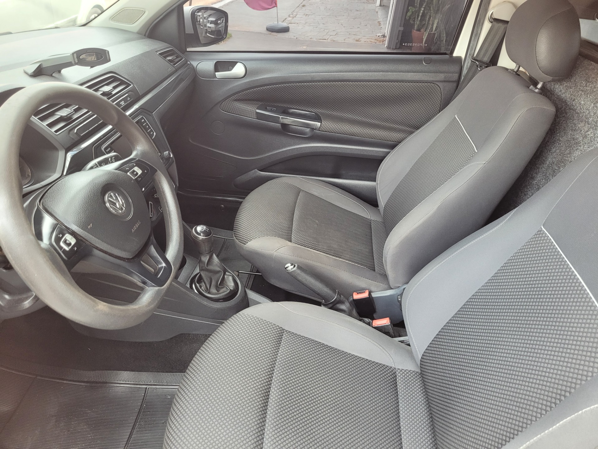 VOLKSWAGEN Saveiro Trendline 1.6 C.S. 2019 - miniatura 5