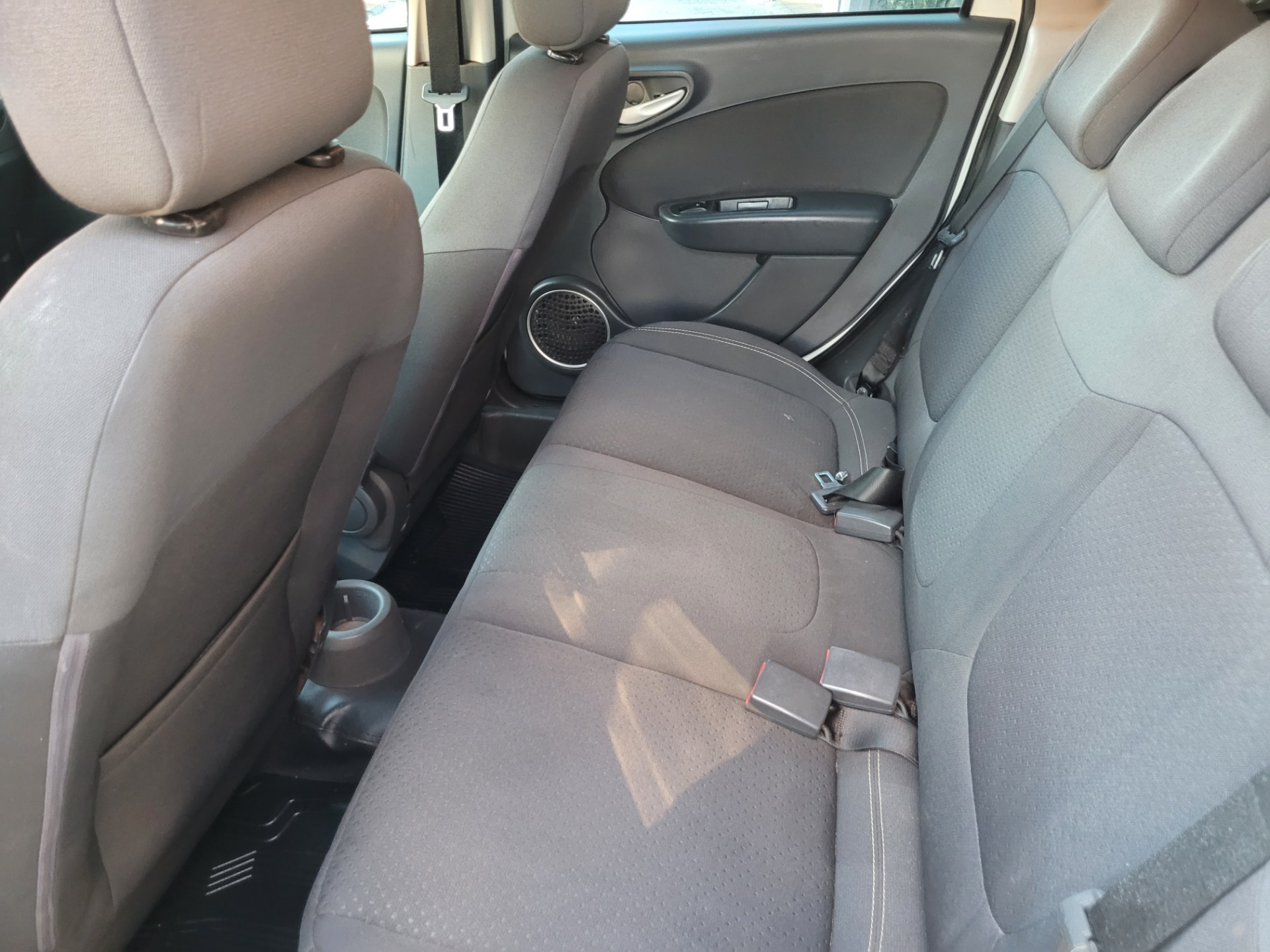FIAT Grand Siena Attractive 1.4 2016 - miniatura 5