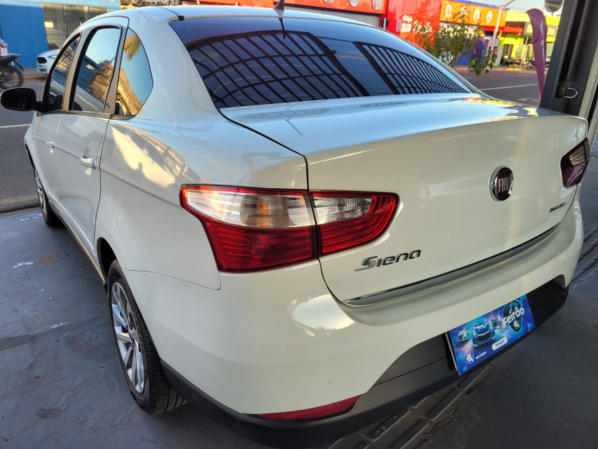 FIAT Grand Siena Attractive 1.4 2016 - miniatura 7