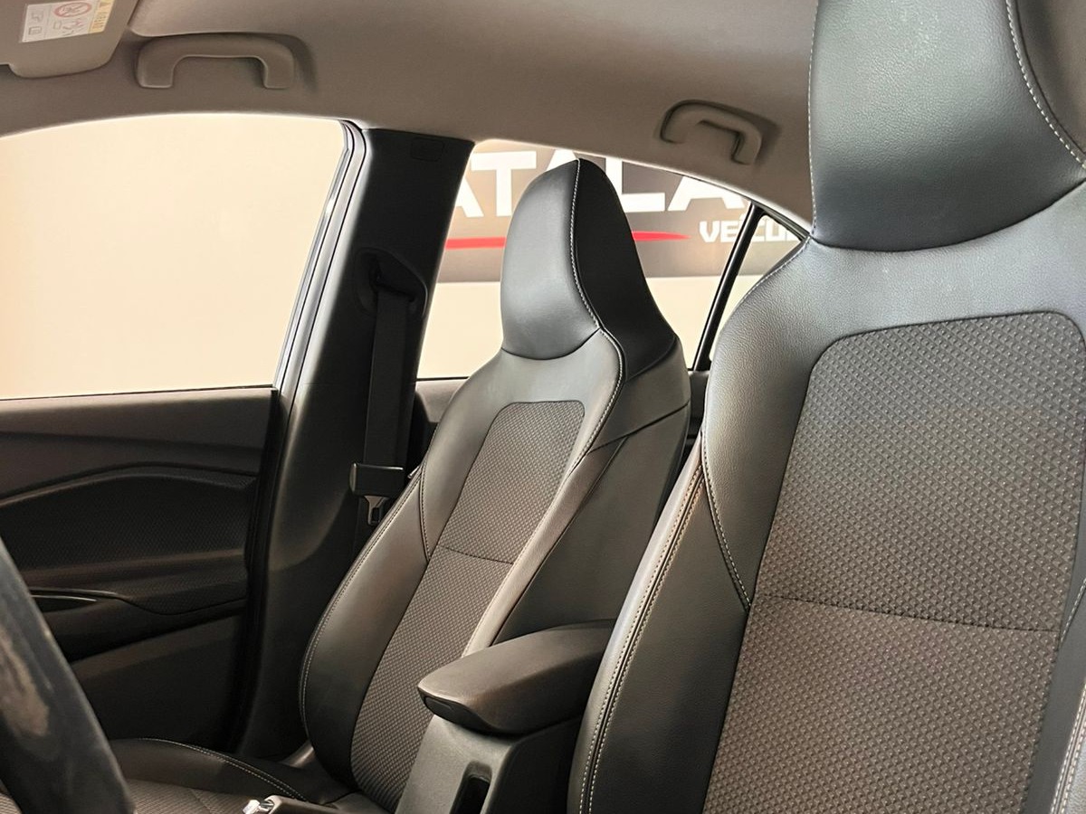 CHEVROLET Onix Sedan Plus LTZ 1.0T 12v 2025 - miniatura 8