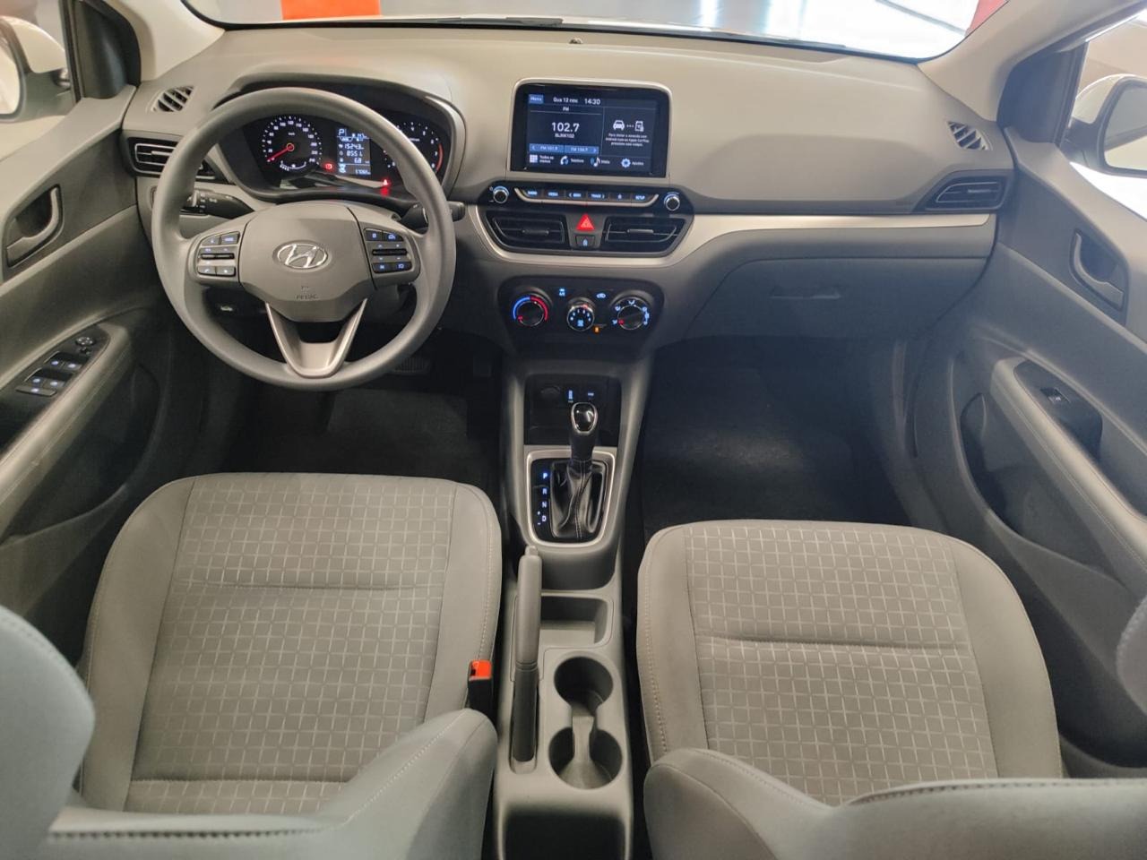 HYUNDAI HB20S Comfort Plus 1.0T 12v 2025 - miniatura 7