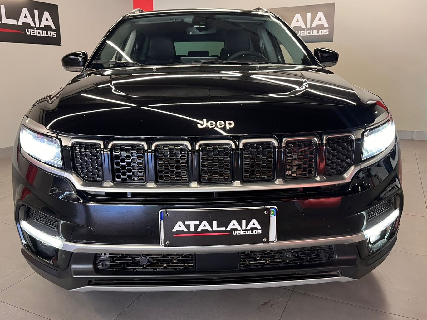 JEEP Commander Limited 2.0 16v TD380 4x4 2023 - miniatura 3