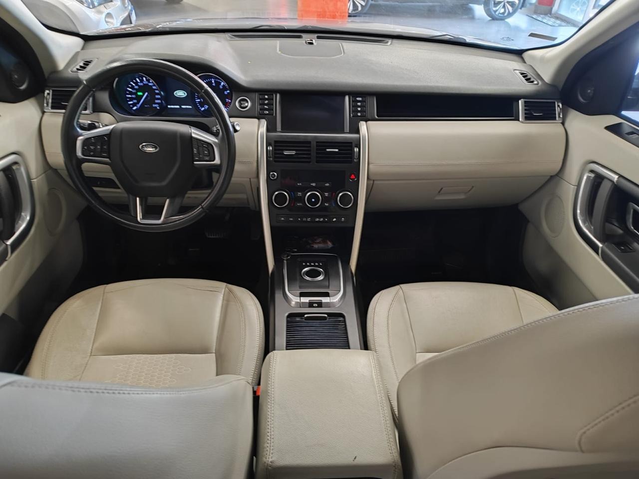 LAND ROVER Discovery Sport SE 2.0T 16v Si4 2016 - miniatura 8