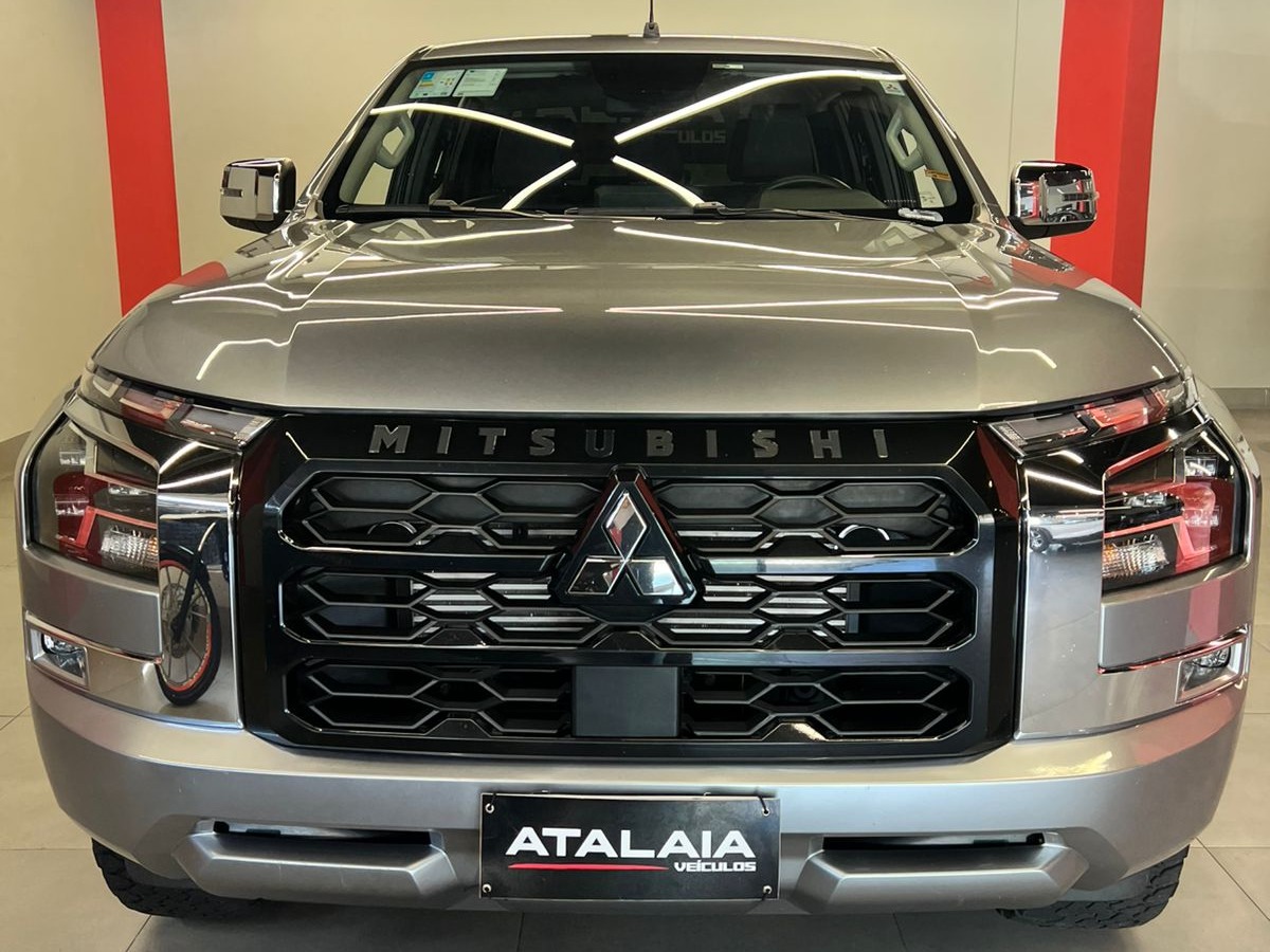 MITSUBISHI Triton HPE 2.4TDi 16v 4X4 C.D. 2026 - miniatura 2