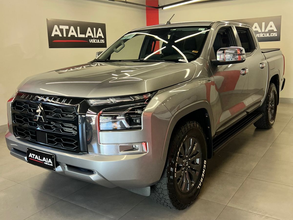 MITSUBISHI Triton HPE 2.4TDi 16v 4X4 C.D. 2026 - miniatura 3