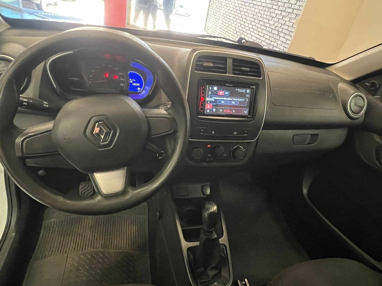RENAULT Kwid Zen 1.0 12v 2020 - miniatura 8