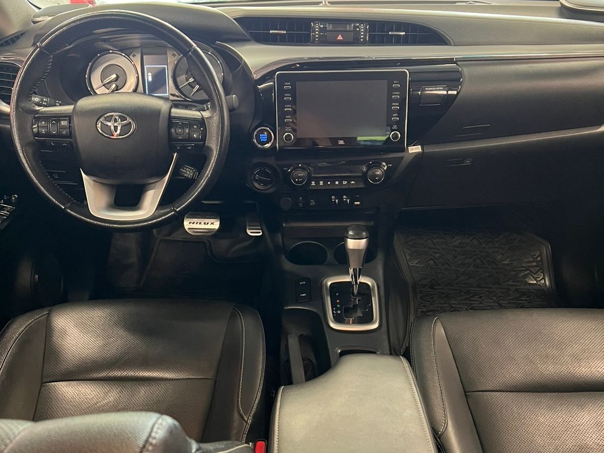TOYOTA Hilux SRX D4-D 2.8TDi 16v 4X4 C.D. 2023 - miniatura 11