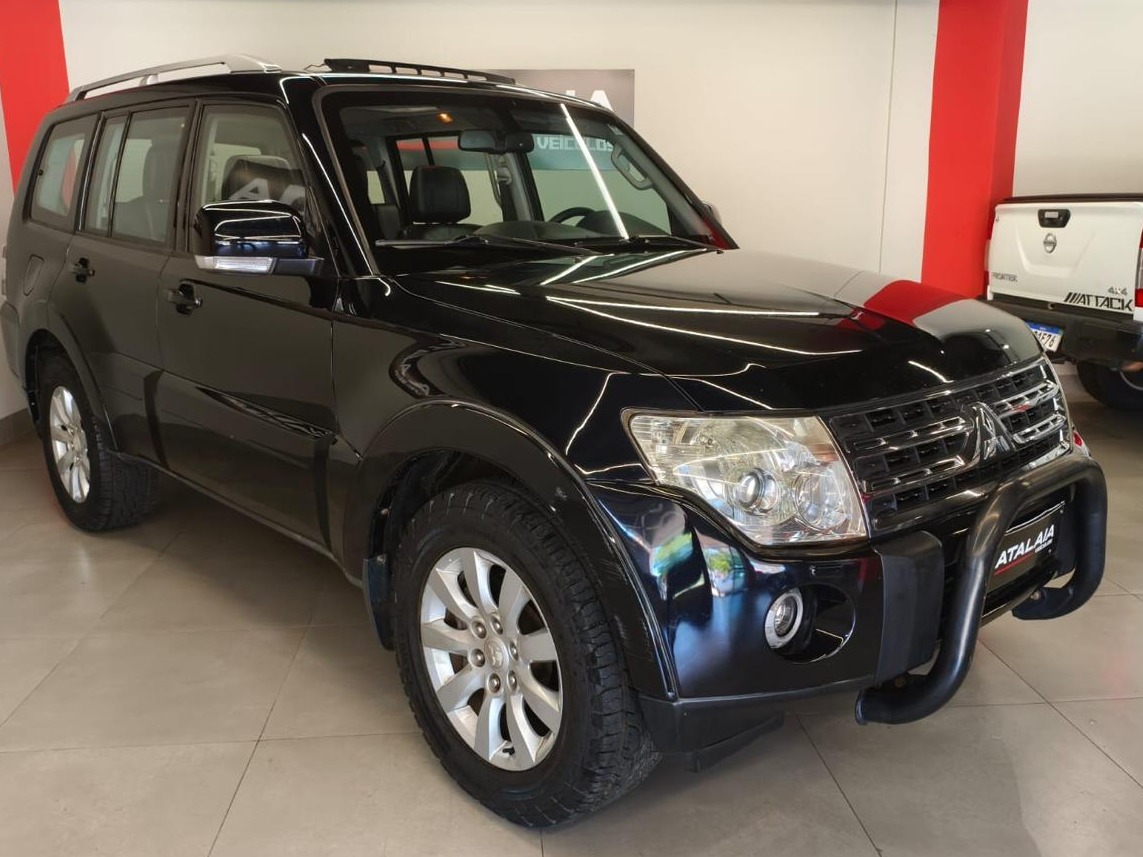 MITSUBISHI Pajero Full HPE 3.2TDi 16v AWC-R 2011