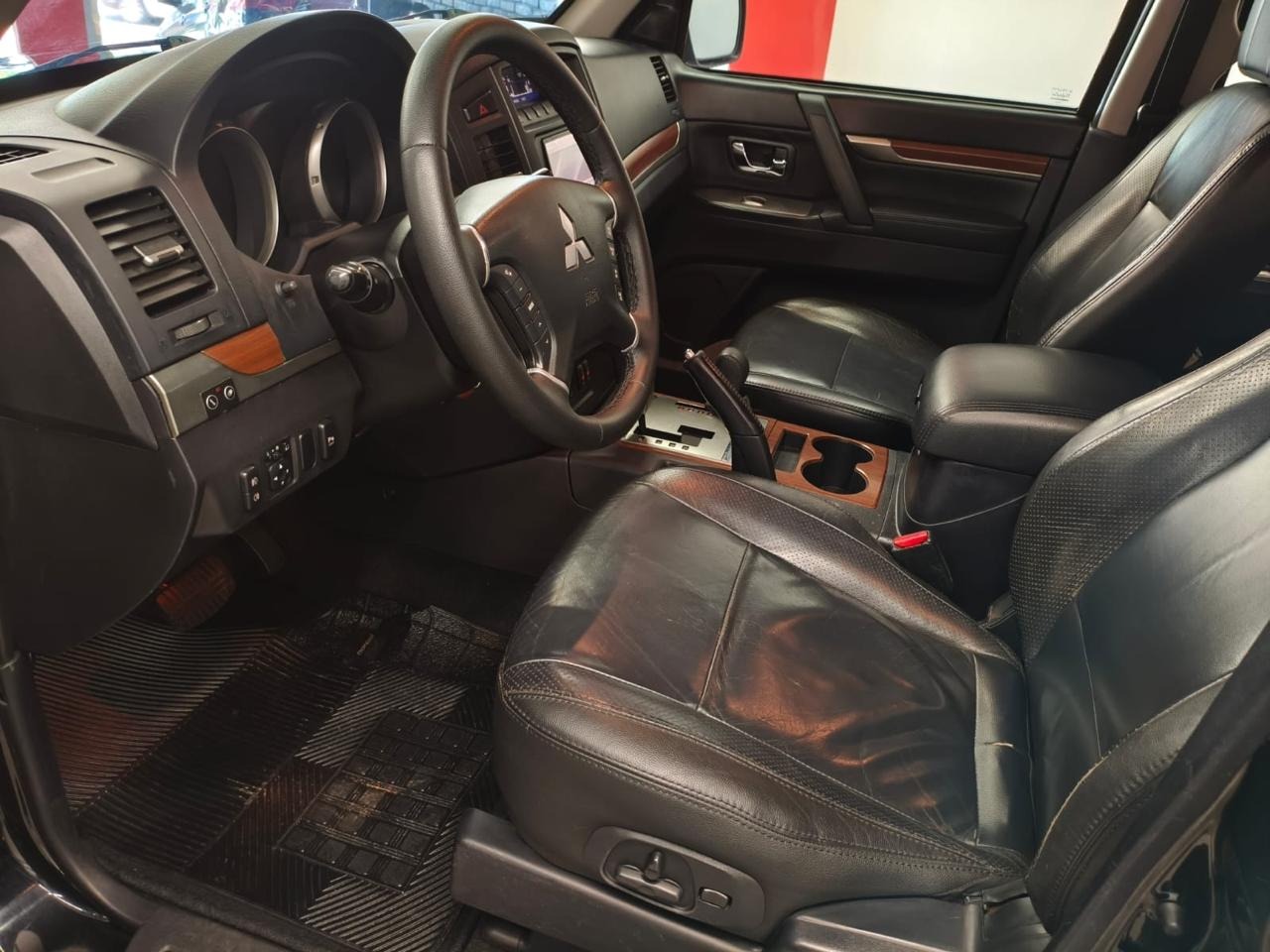 MITSUBISHI Pajero Full HPE 3.2TDi 16v AWC-R 2011 - miniatura 11