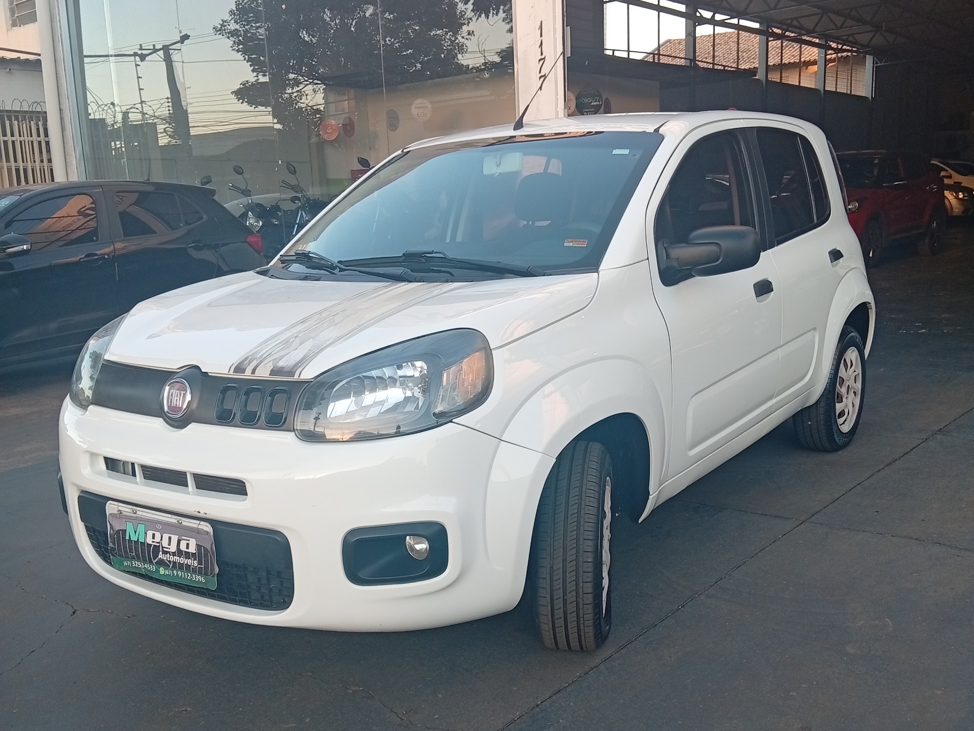 FIAT Uno Attractive 1.0 4p. 2015 - miniatura 4