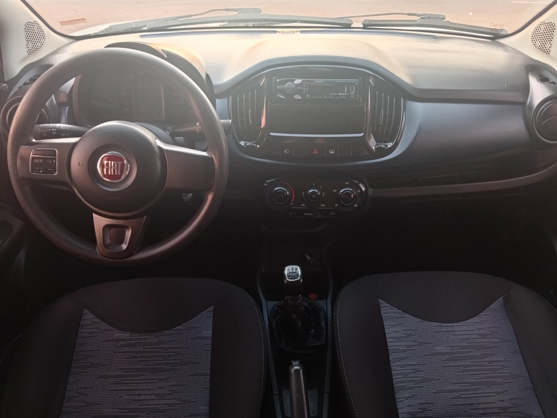 FIAT Uno Attractive 1.0 4p. 2015 - miniatura 6