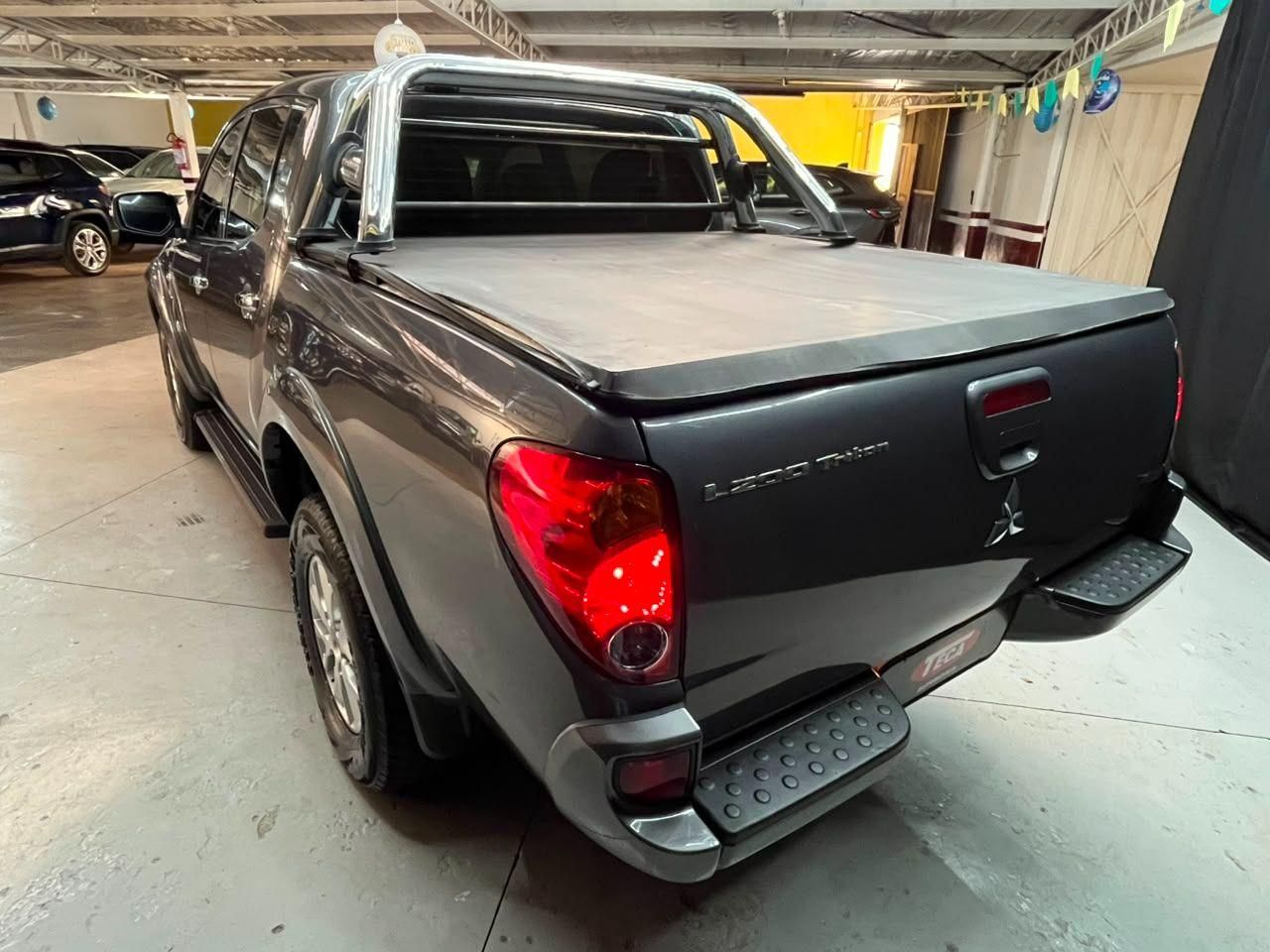MITSUBISHI L200 Triton HLS 2.4 16v C.D. 2016 - miniatura 5