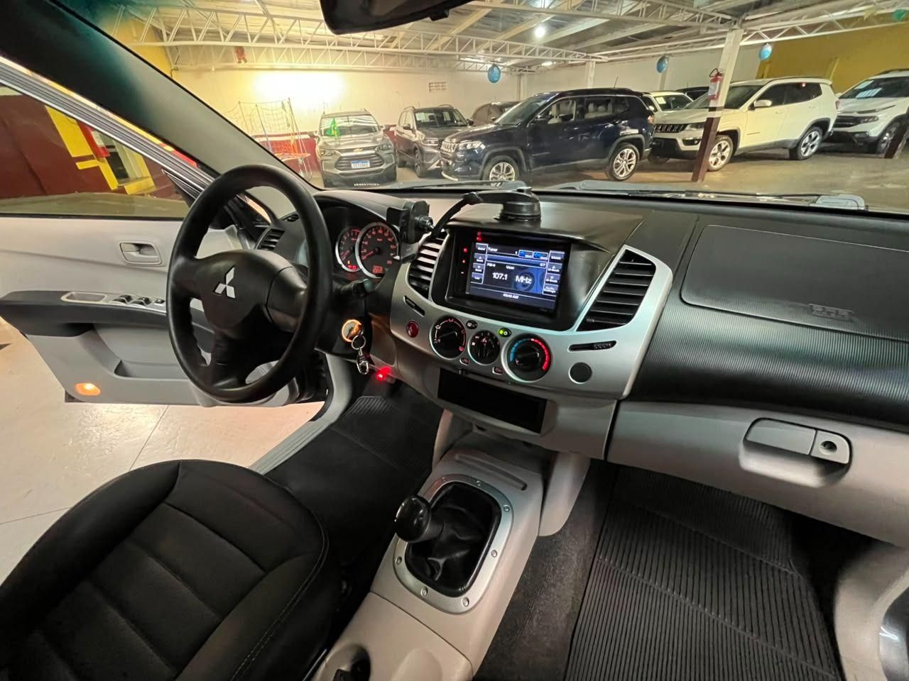 MITSUBISHI L200 Triton HLS 2.4 16v C.D. 2016 - miniatura 14