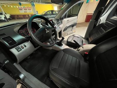 MITSUBISHI L200 Triton HLS 2.4 16v C.D. 2016 - miniatura 11