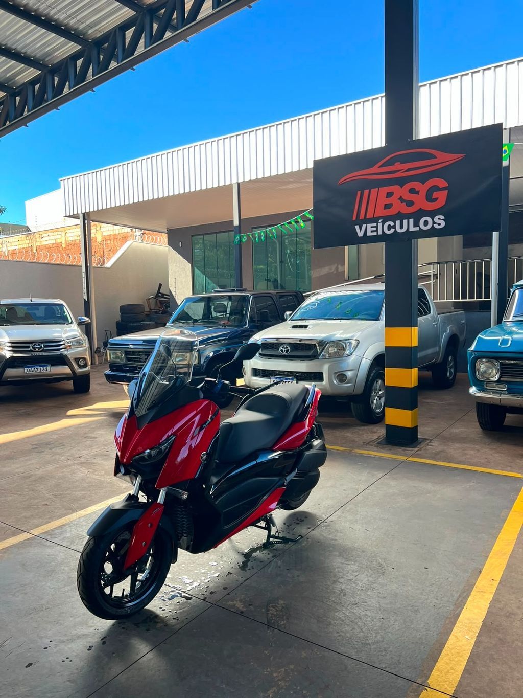 YAMAHA XMax 250 2024