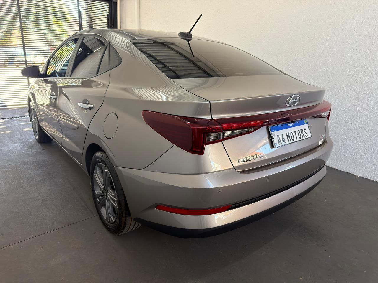 HYUNDAI HB20S Limited 1.0 12v 2026 - miniatura 3