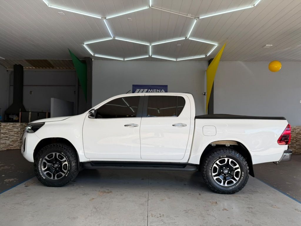 TOYOTA Hilux SRX D4-D 2.8TDi 16v 4X4 C.D. 2021 - miniatura 7