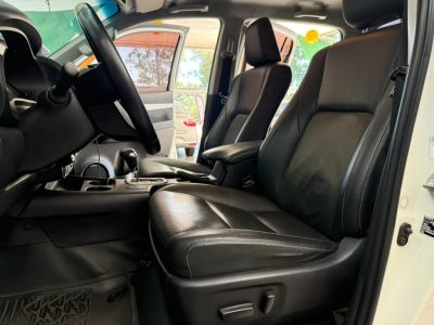TOYOTA Hilux SRX D4-D 2.8TDi 16v 4X4 C.D. 2021 - miniatura 10
