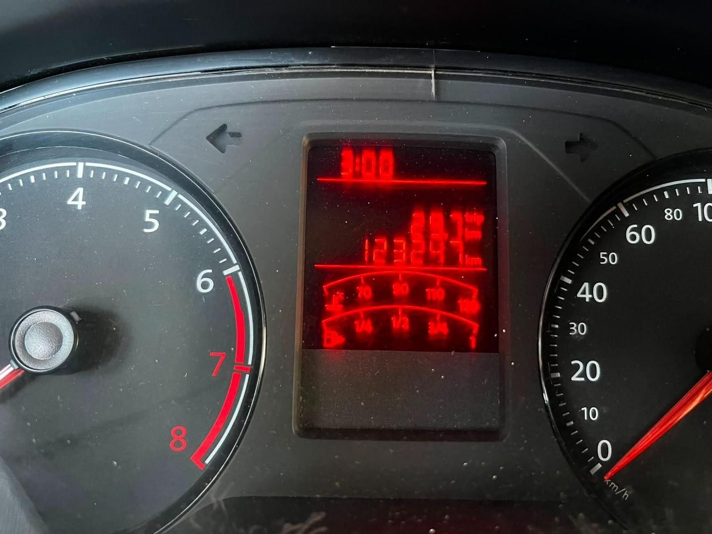 VOLKSWAGEN Gol Trendline 1.6 4p. 2017 - miniatura 10