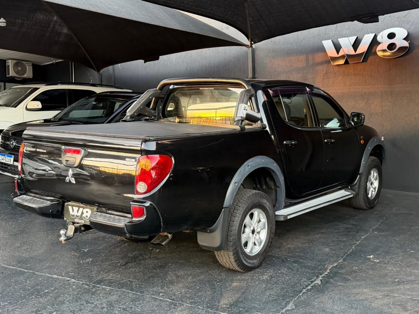 MITSUBISHI L200 Triton GLS 3.2TDi 16v 4X4 C.D. 2013 - miniatura 4