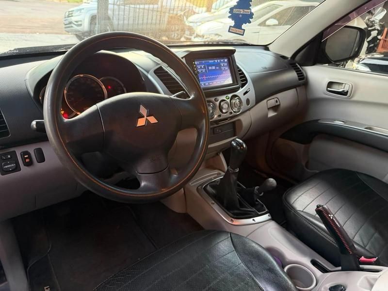MITSUBISHI L200 Triton GLS 3.2TDi 16v 4X4 C.D. 2013 - miniatura 7
