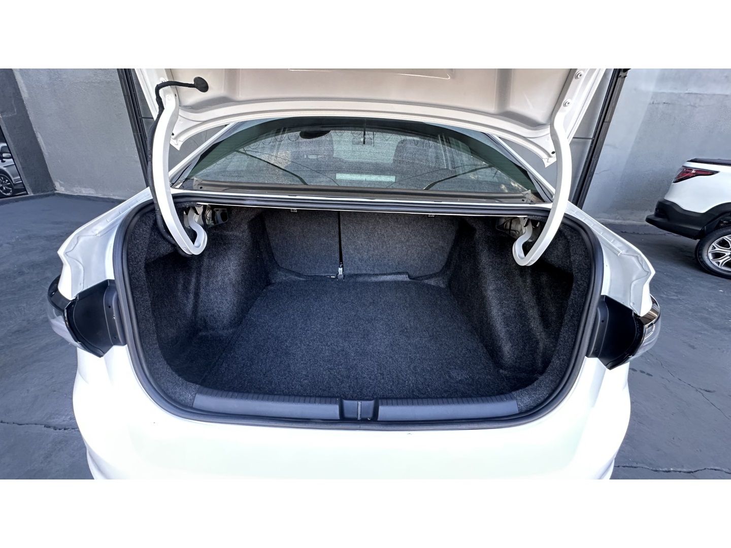 VOLKSWAGEN Virtus Comfortline 1.0 12v TSi 2025 - miniatura 16