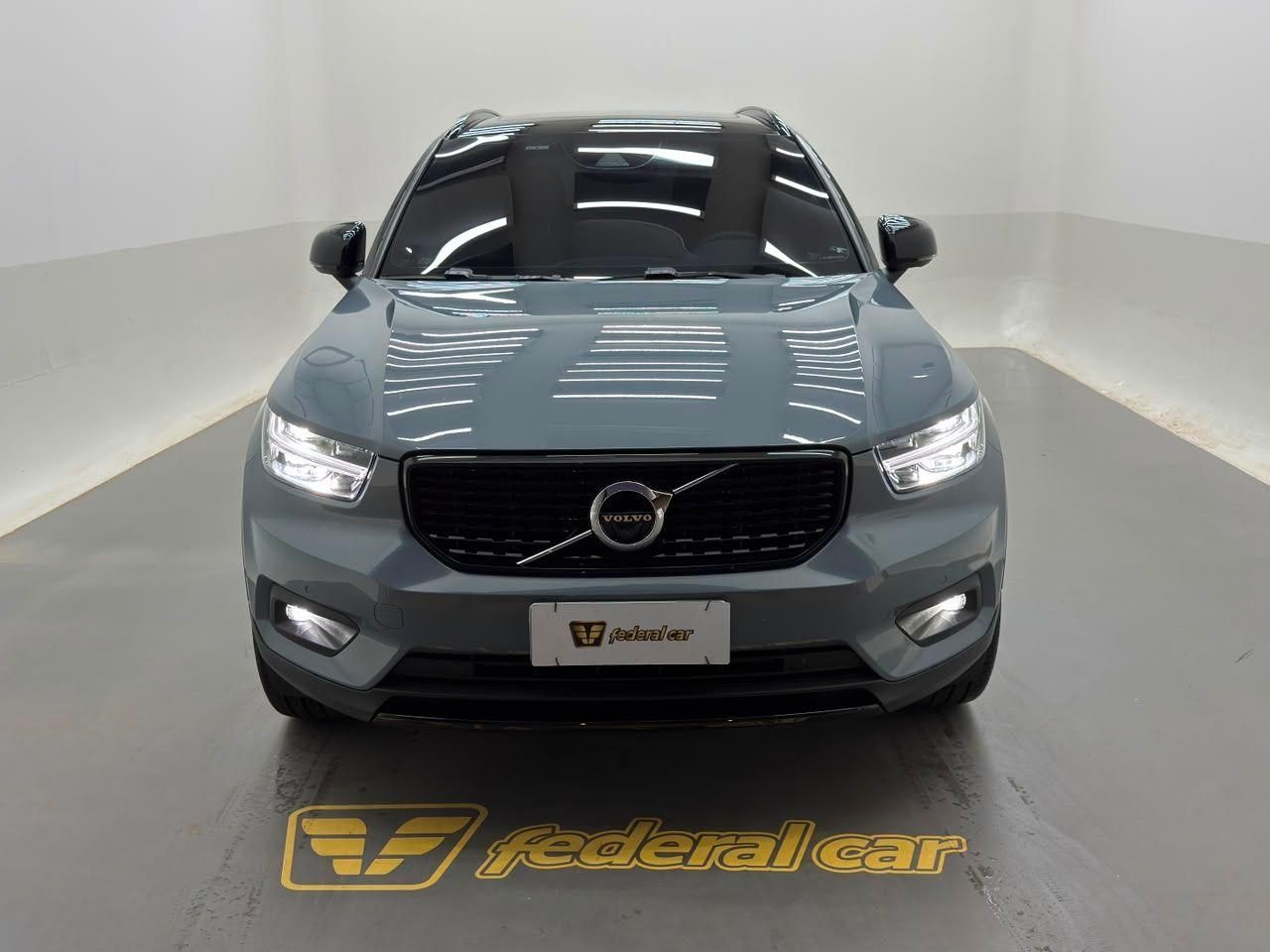 VOLVO XC40 T-5 R-Design 2.0T 16v AWD 2020 - miniatura 4