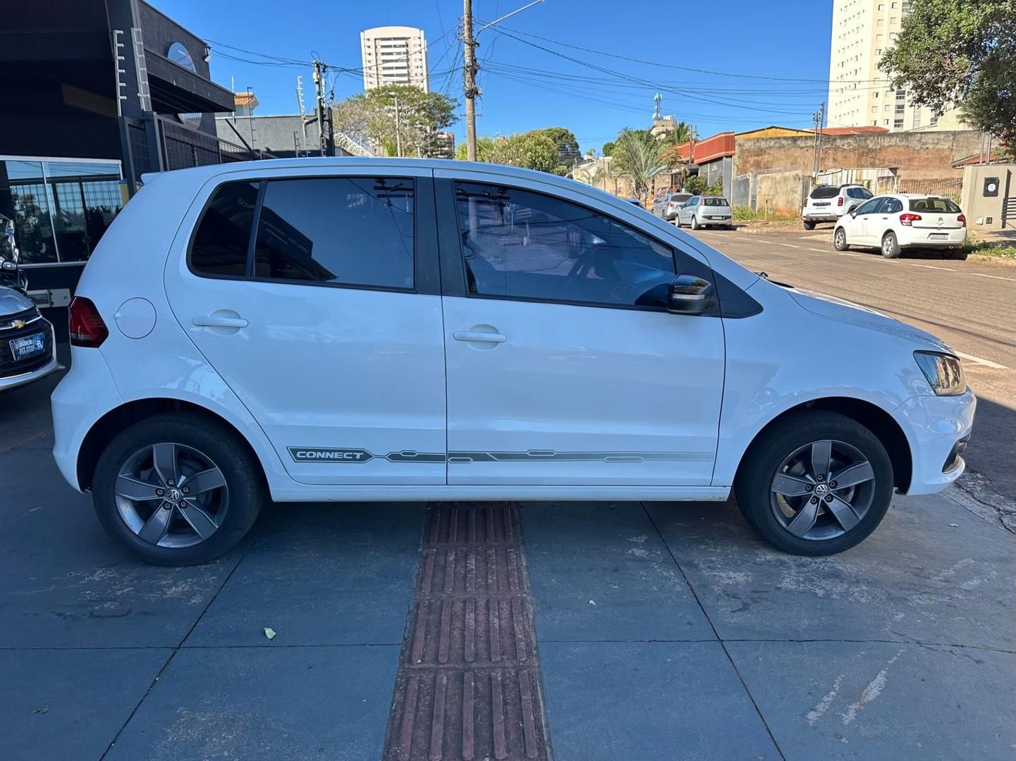 VOLKSWAGEN Fox Connect 1.6 4p. 2022 - miniatura 6