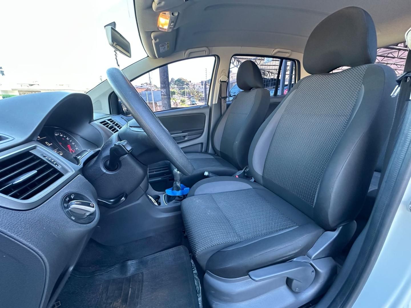 VOLKSWAGEN Fox Connect 1.6 4p. 2022 - miniatura 9