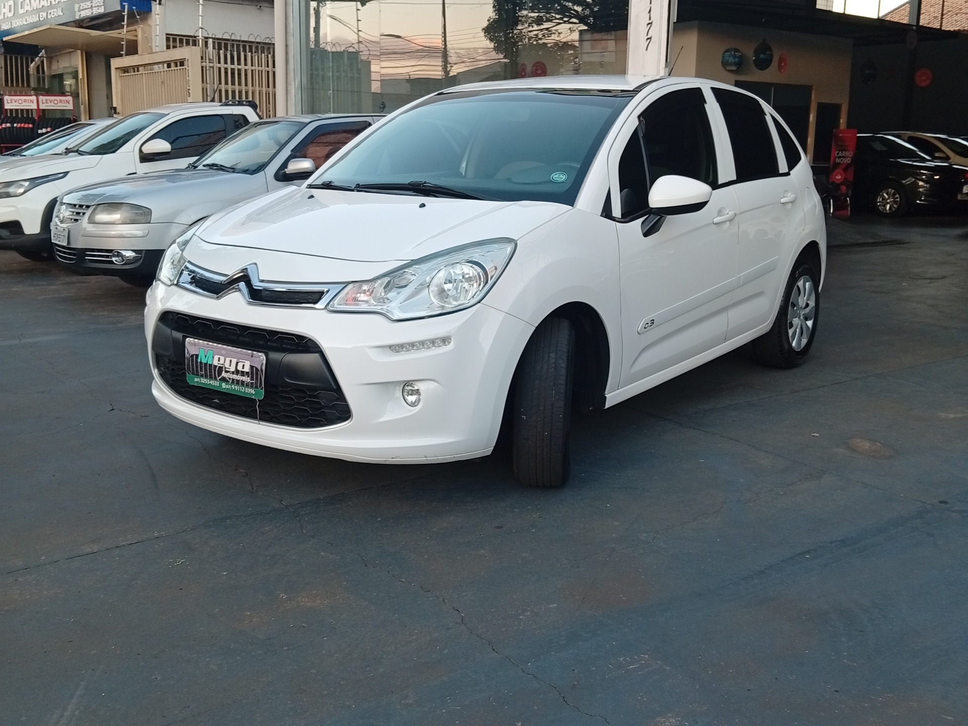 CITROEN C3 Hatch Attraction 1.2 12v 2019