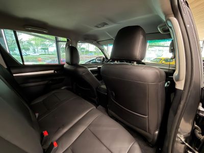 TOYOTA Hilux SR D4-D 2.8TDi 16v 4X4 C.D. 2025 - miniatura 10