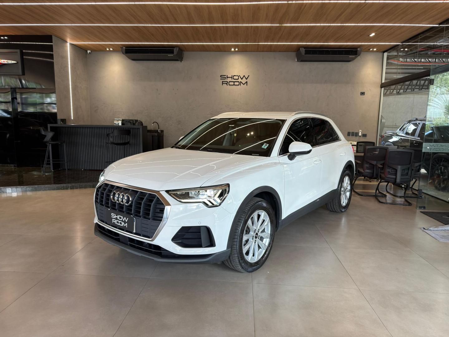 AUDI Q3 Prestige 1.4 TFSi 16v 2021