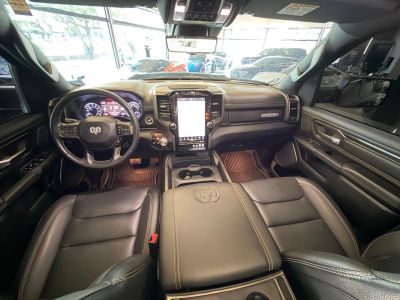 RAM 1500 Rebel 5.7 V8 4X4 C.D. 2022 - miniatura 8