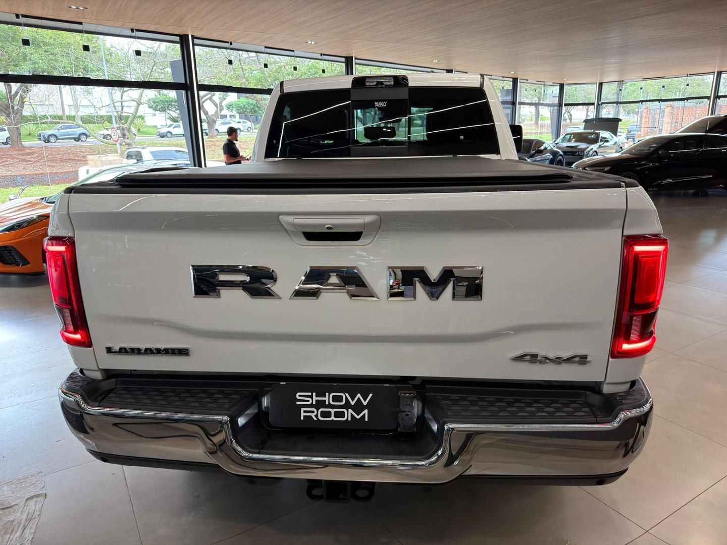 RAM 2500 Laramie 6.7TDi 24v 4X4 C.D. 2025 - miniatura 4