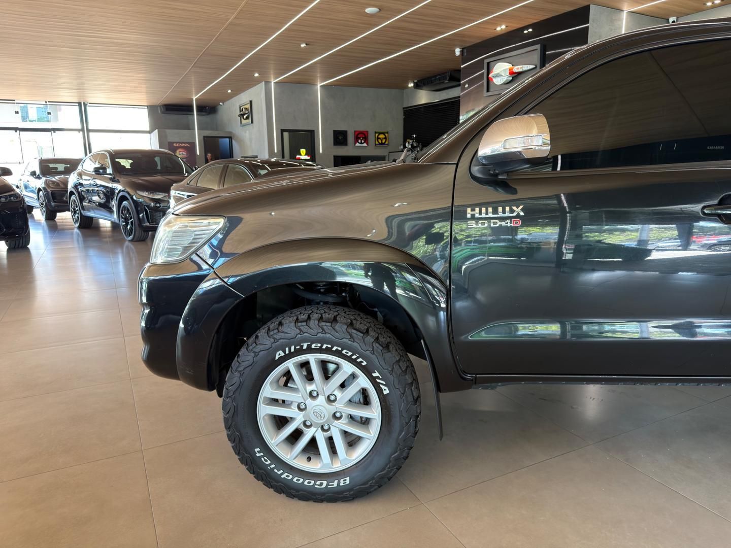 TOYOTA Hilux SRV D4-D 3.0TDi 16v 4X4 C.D. 2014 - miniatura 2